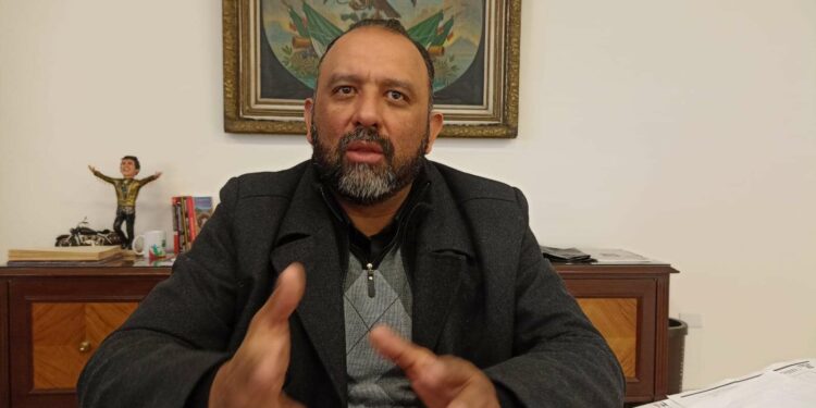 Tienen tres semanas operativos para retirar a migrantes de cruceros