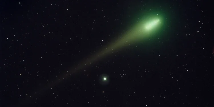 Todavía se puede ver el cometa verde en el cielo