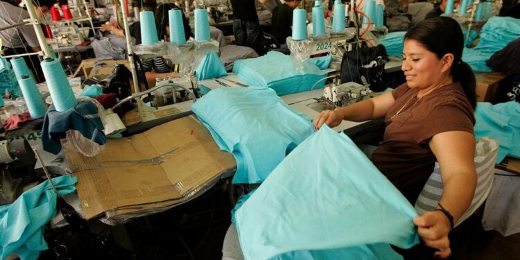 Tras cierre de Farmer John en L.A., ayudarán a trabajadores a conseguir nuevos empleos – El Financiero