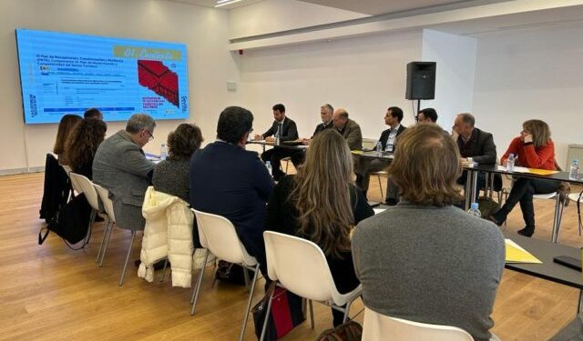 Turismo.-El Ayuntamiento presenta una propuesta para incorporar el legado de la Expo a las rutas turísticas