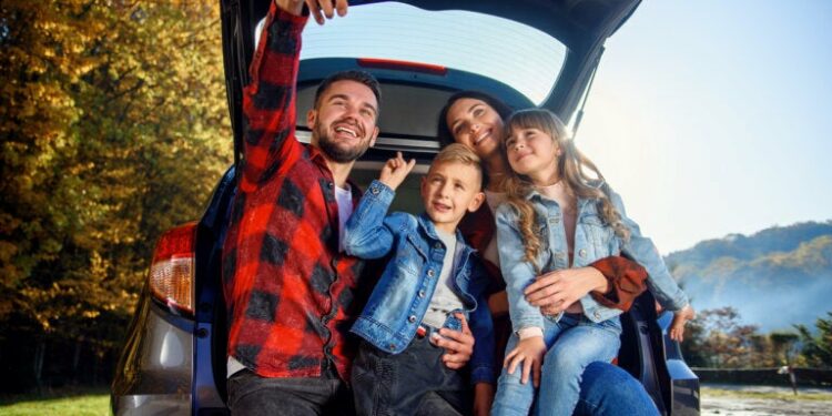 Viajes en familia: cómo aprovecharlos para estrechar vínculos con tus hijos