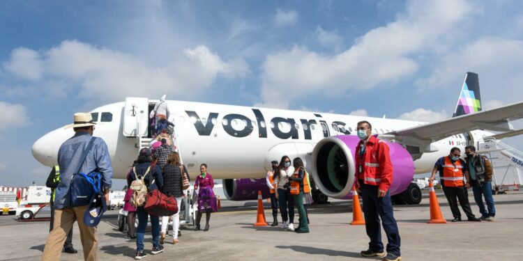 Volaris ofrece viajes gratis a afectados por Aeromar