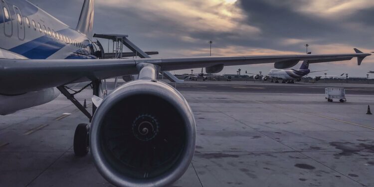 Vuelos baratos: los trucos para encontrar la mejor oferta para viajar