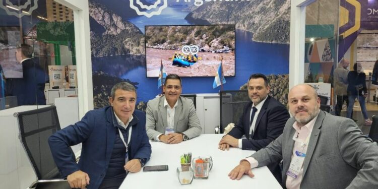 buscan conexiones con nuevos países