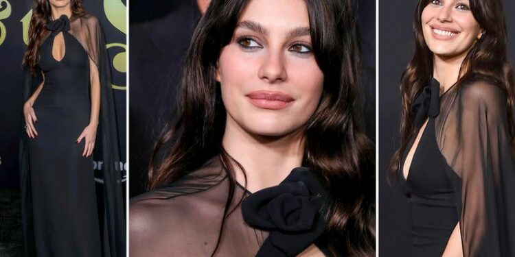 Camila Morrone dijo presente ayer en el estreno en Los Ángeles de Todos Quieren a Daisy Jones