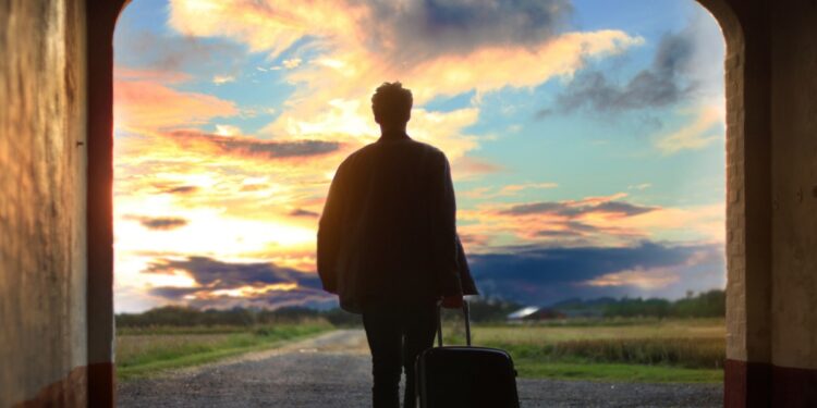 ¿Por qué debes viajar solo en lugar de hacerlo en compañía?