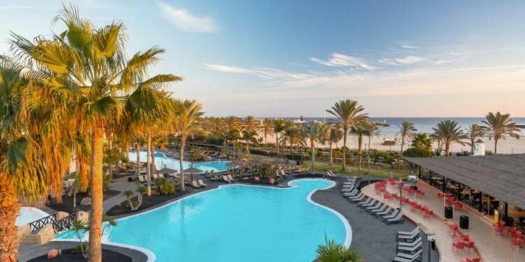 10 ciudades y 10 hoteles para escaparte esta Semana Santa