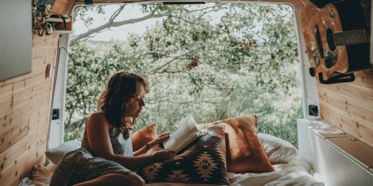 11 libros escritos por mujeres que inspiran este 8M