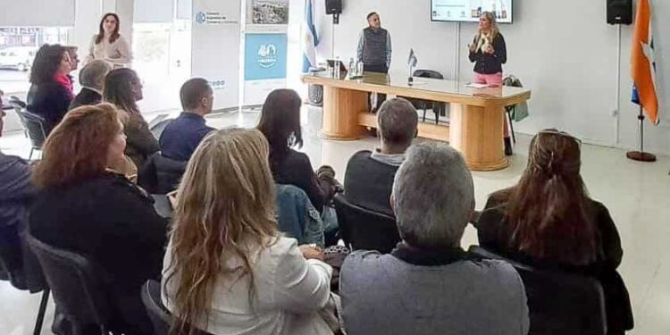 Se realizó el lanzamiento de la Encuesta de Viajes y Turismo a los Hogares de Tierra del Fuego – Gobierno de Tierra del Fuego