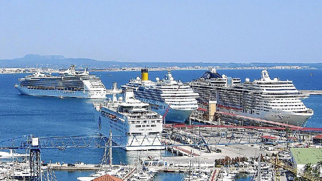 Solo 3 cruceros al día en el Puerto de Palma en 2023 y 2024