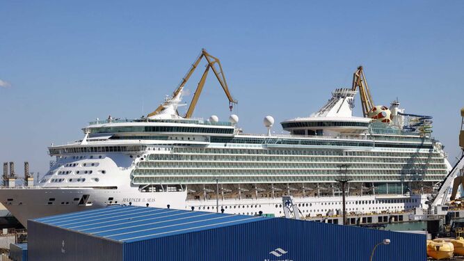 Navantia se mantiene con saldos positivos gracias a la reparación de cruceros