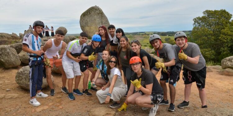 A partir de este miércoles, estudiantes de 6to año de escuelas ubicadas en la provincia de Buenos Aires podrán inscribirse a los viajes de egresados gratuitos.