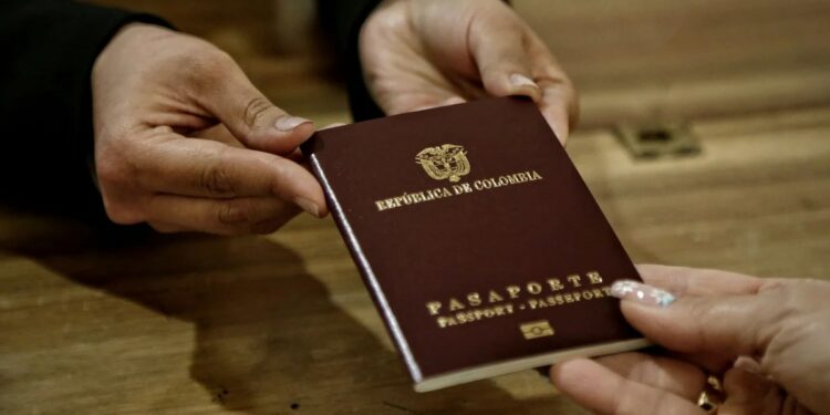 Agencia de viajes estafó a mas de 25 viajeros con tiquetes y planes turísticos falsos: les hizo perder 200 millones de pesos