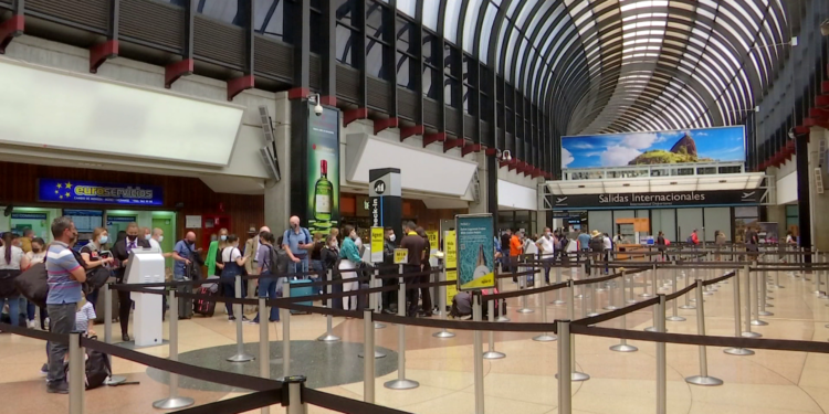Agencias de viajes, afectadas por Viva Air