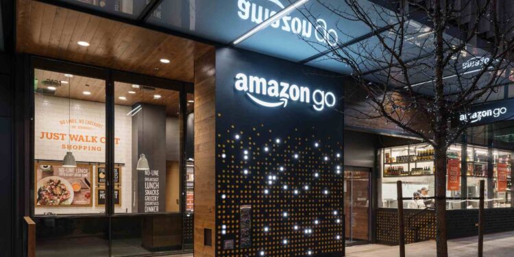 Amazon Go cerrará 8 tiendas en Estados Unidos buscando la reducción de costes
