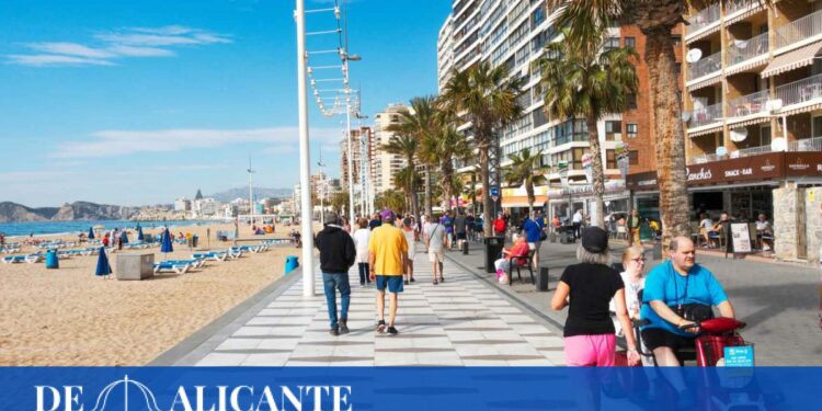 Anuncian una subida del 7,5% en los precios de los viajes del Imserso para la próxima temporada