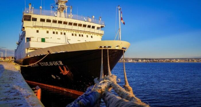 Arribó a Puerto Madryn el Ocean Endeavour – LU20 – Radio Chubut – AM580
