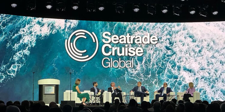 Barcelona incrementa hasta el 20% las escalas de cruceros de GNL