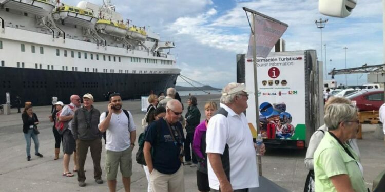 Buscan reactivar el arribo de cruceros en este municipio de Sinaloa