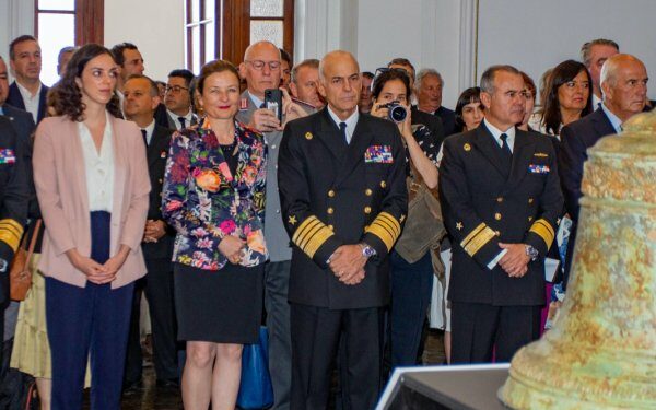 Campana original del Crucero ligero alemán S.M.S. “Dresden” será exhibida en el Museo Marítimo Nacional