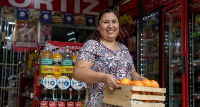 Coca-Cola América Latina impulsa a las mujeres, al interior y exterior de la compañía, a encontrar y ser dueñas de sus viajes hacia una comunidad más equitativa