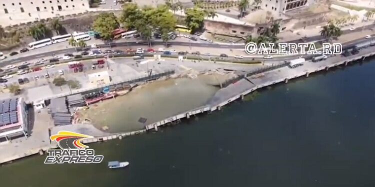 Colapsa muelle de terminal de cruceros de Sto Domingo (R. Dominicana)