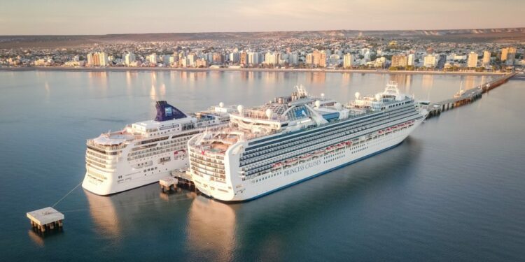 Cruceros arriban de manera simultánea a Puerto Madryn