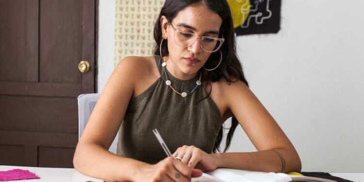 A pesar de los obstáculos, las latinas se abren camino en Estados Unidos