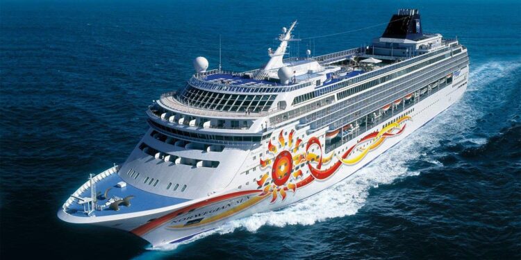 El Puerto de Ceuta recibirá el jueves la primera escala del crucero Norwegian Sun