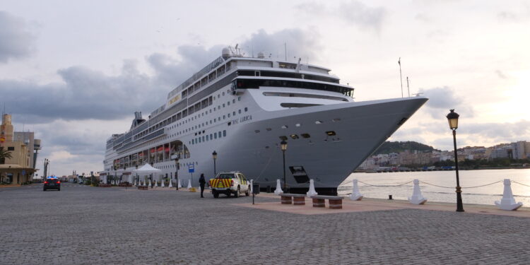 El crucero MSC Lírica realizará su séptima escala en Ceuta