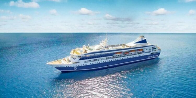 El crucero que dura tres años y visitará 135 países de todos los continentes