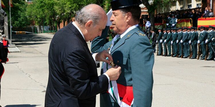 El general del ‘caso Cuarteles’ admitió ante la jueza que un constructor le pagó viajes de placer | España