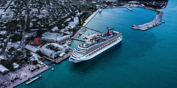 FBI investiga “sospechosa” muerte de una mujer a bordo del crucero Carnival