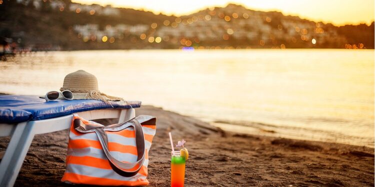 FETAVE quiere que los viajes del Imserso se efectúen en las fechas previstas