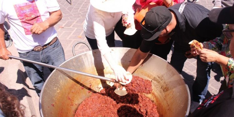 Festival del Chilorio deja derrama económica de 3 mdp