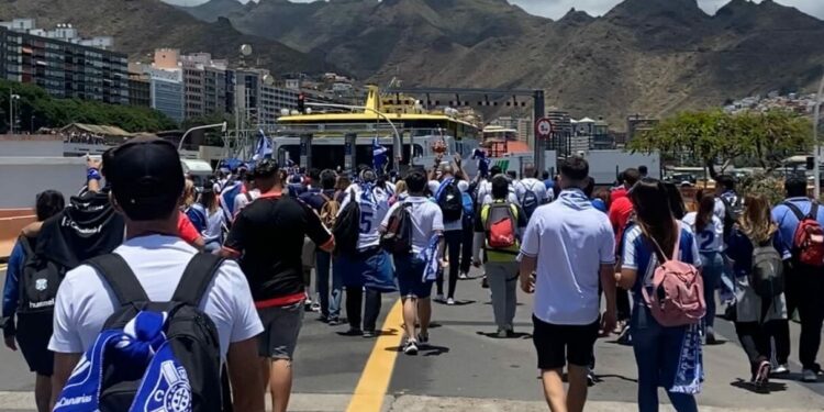 Fred. Olsen Express programa un viaje especial entre Gran Canaria y Tenerife para el derbi del 18 de marzo