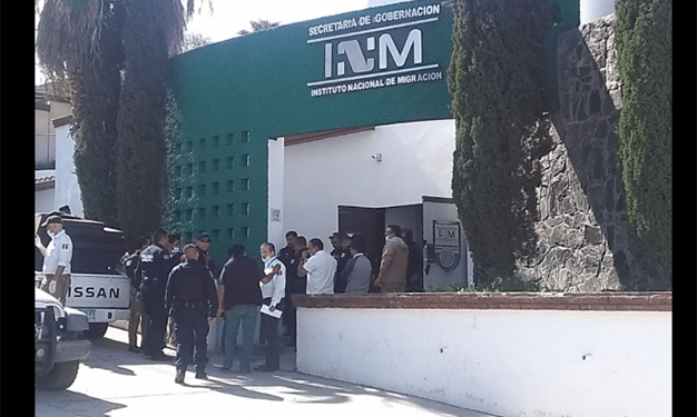 INM inicia operativo para retirar migrantes de cruceros en Chihuahua