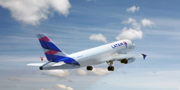 LATAM AIRLINES