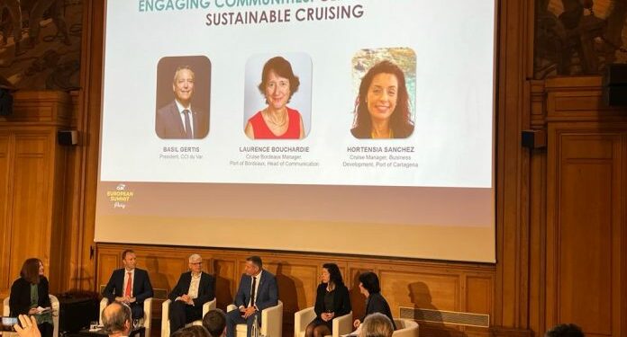 La Autoridad Portuaria promociona el turismo de cruceros de Cartagena en el Cumbre Europea CLIA en París 