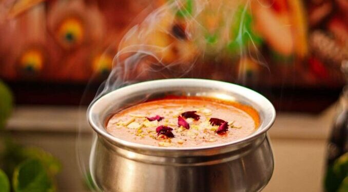 La ganadora de MasterChef India, a través de la carta de su restaurante, permite a los comensales viajar a la India sin salir de Madrid -