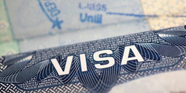 Las 7 preguntas más frecuentes al tramitar la visa para viajar a EU