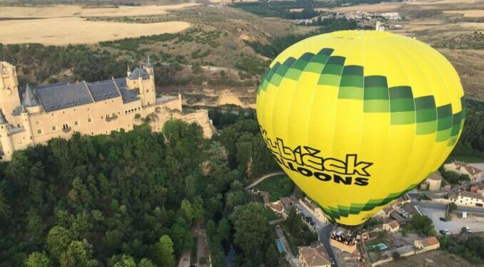 Los 5 mejores viajes en globo del mundo. Conocer uno que está aquí al lado -