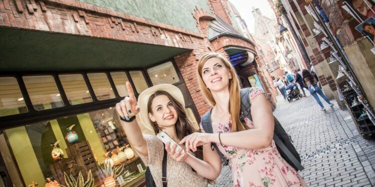 Los cinco destinos que más buscan las mujeres en internet para viajar
