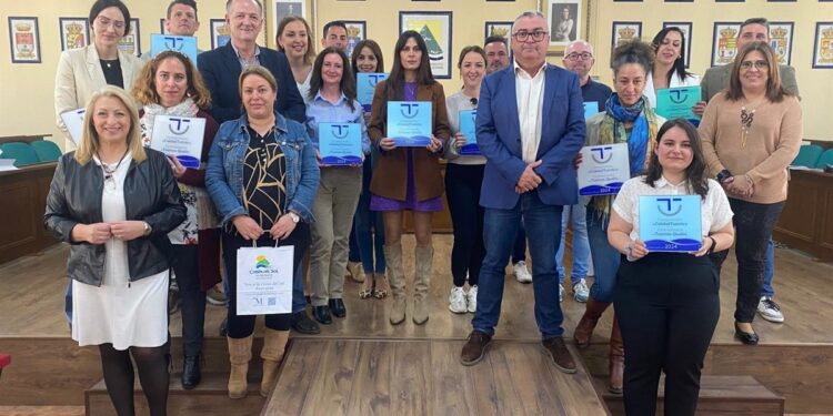 Mancomunidad Axarquía (Málaga) entrega 14 certificados Sicted de Compromiso Calidad Turística incluidos en el destino