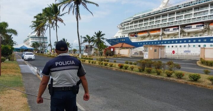 Más de 87 mil turistas arribaron a la tierra del Canal en la temporada de cruceros 2023