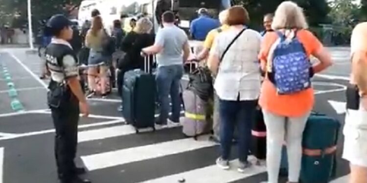 Más de dos mil turistas desembarcan en la Terminal de Cruceros de Panamá