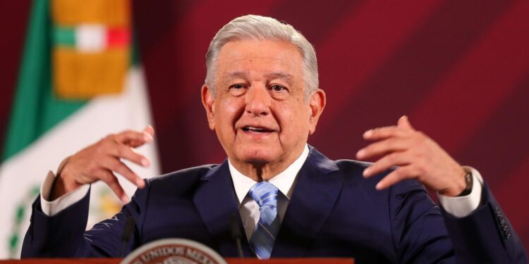 "México es más seguro que EU", dice López Obrador sobre la emisión de alertas de viaje a extranjeros