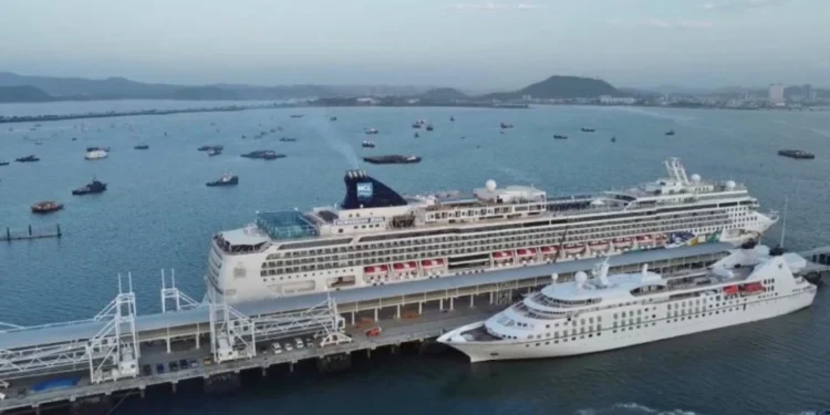 Naviera de cruceros Norwegian Cruise Line confirma viajes a Panamá hasta el 2024 - Marítimo