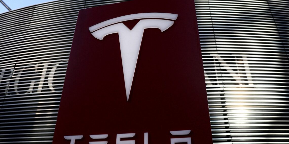 Nos centramos en las acciones Tesla, las acciones Hormel Foods y las acciones Broadcom, ¿qué pasará adelante con las cotizaciones de peor evolución? Acciones Kroger en el punto de mira