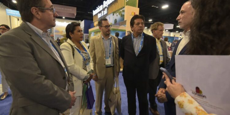 Participa Acapulco en el 38 Congreso Mundial de Cruceros en EU